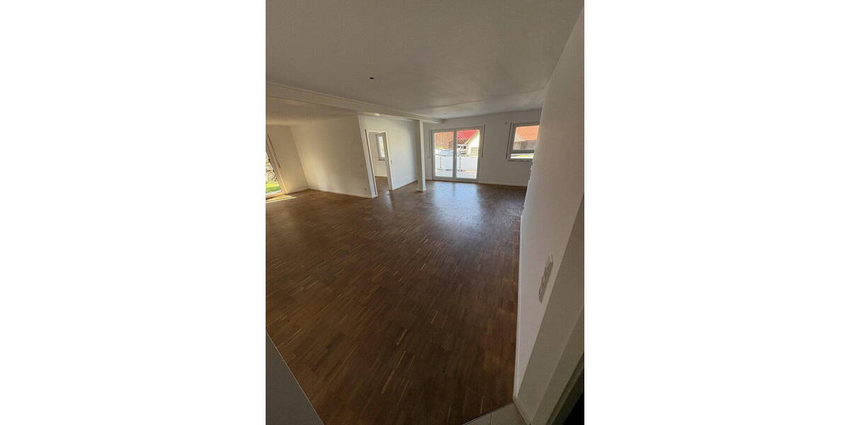 Etagenwohnung Gauting OT-Oberbrunn Oberbrunn - 3 Zimmer, 123 m&sup2;, 1.790&euro; | Angebot:26089476