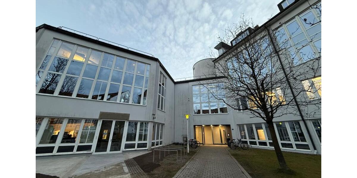 Gewerbeobjekt Unterhaching - 4.774&euro; | Angebot:24596000