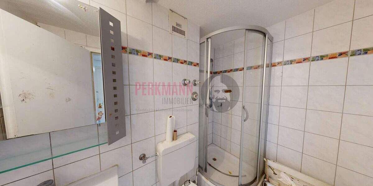 Handwerkertraum 1,5 Zimmer Wohnung mit Balkon und TFG Stellplatz 1 zimmer