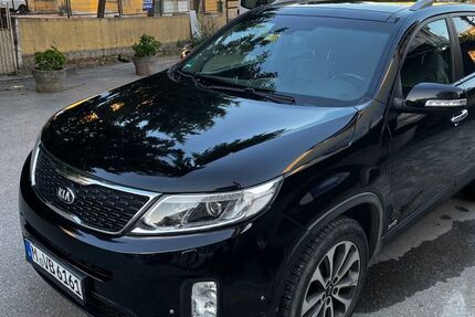 Kia Sorento 208.000 km 9.900 &euro; München 81539