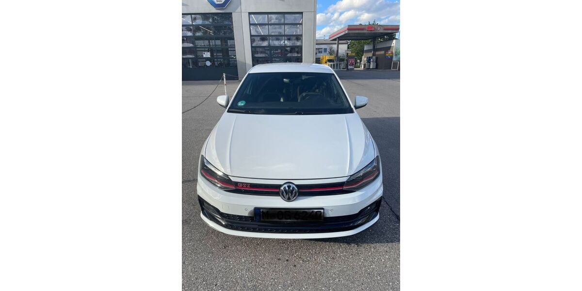 VW Polo 96.743 km 15.250 &euro; München 81377