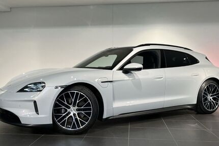 Porsche Taycan 35.200 km 79.900 &euro; München 80993