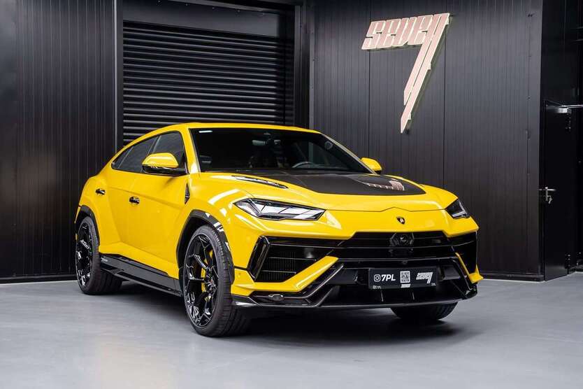 Lamborghini Urus 9.500 km 342.455 € Unterschleissheim 85716