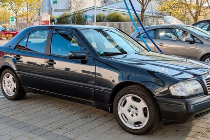 Mercedes-Benz C 230 203.000 km 2.799 &euro; Schwabhausen 85247