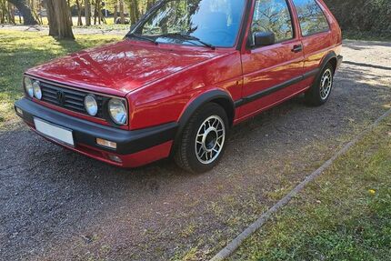 VW Golf 102.000 km 9.990 &euro; Hallbergmoos 85399