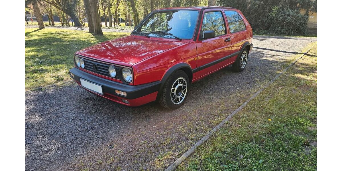 VW Golf 102.000 km 9.990 &euro; Hallbergmoos 85399