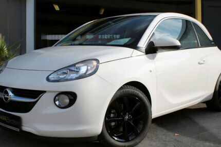 Opel Adam 60.000 km 8.990 &euro; Allach 80999