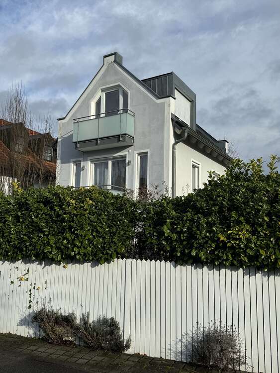Haus zum Kaufen in München 1.250.000 € 156 m²
