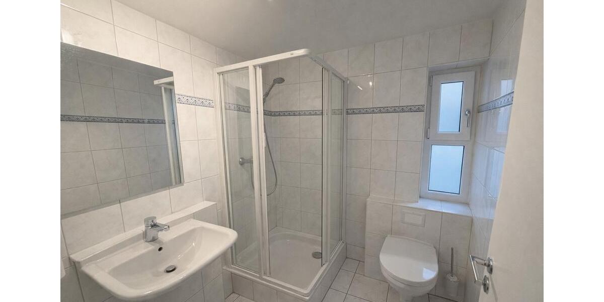 Doppelhaushälfte Gräfelfing - 6 Zimmer, 180 m&sup2;, 3.500&euro; | Angebot:25876664