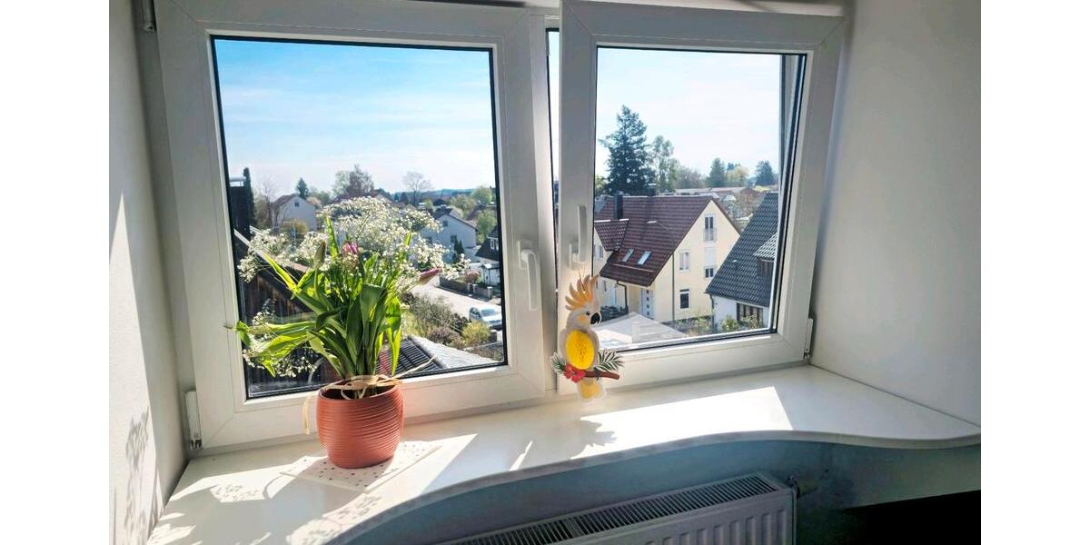 Dachgeschoßwohnung Ebersberg - 2.5 Zimmer, 76 m&sup2;, 385.000&euro; | Angebot:26074050