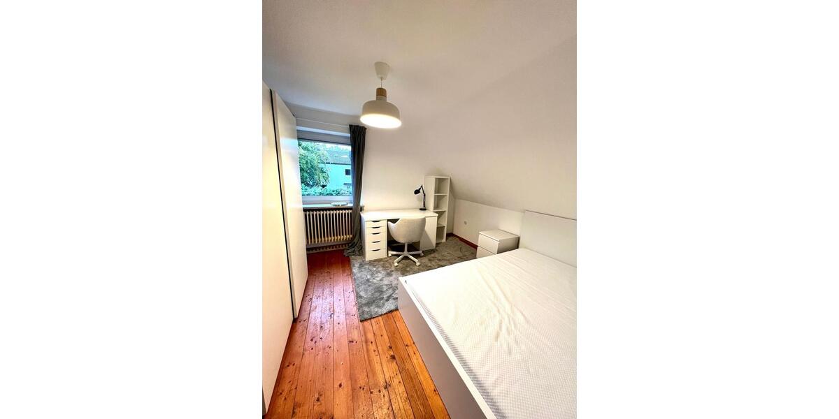 Etagenwohnung München Trudering - 1 Zimmer, 15 m&sup2;, 820&euro; | Angebot:26604819