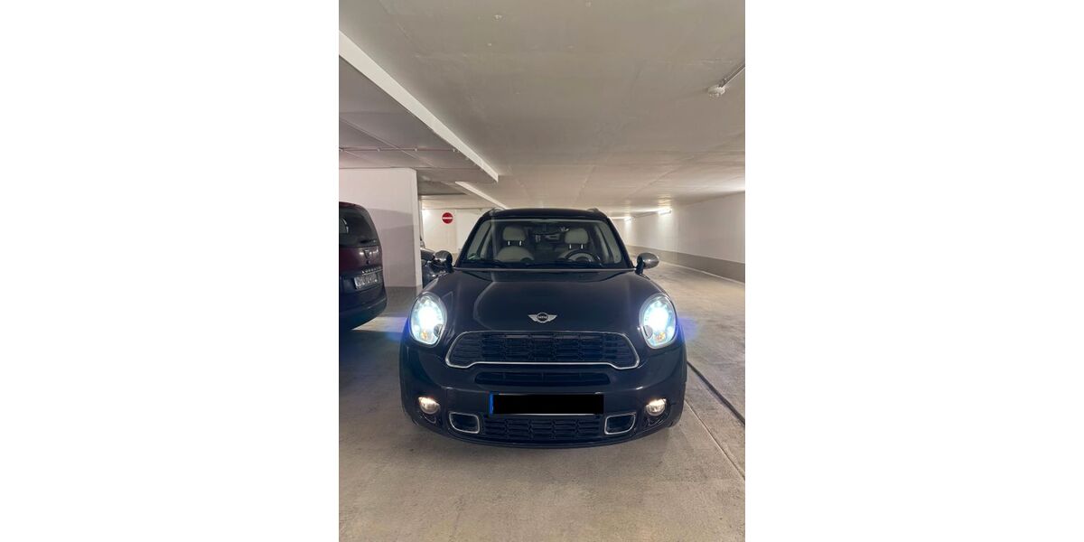 Mini Countryman S (Cooper) 143.000 km 9.500 &euro; München 81829