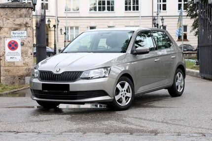Skoda Fabia 59.889 km 7.490 &euro; München 81369