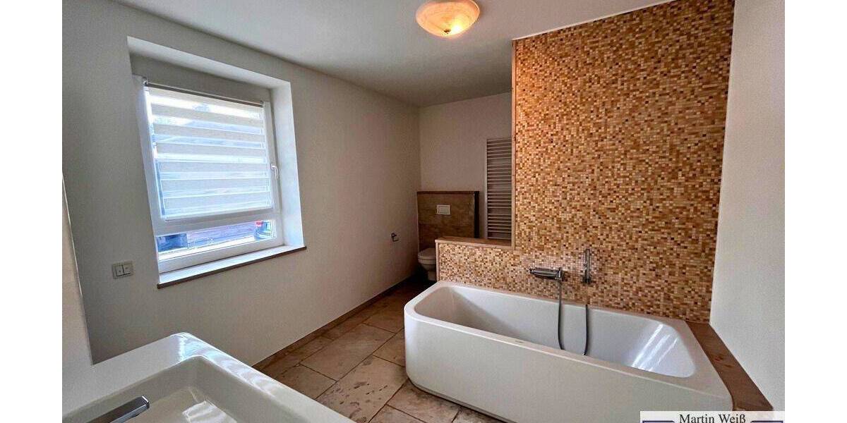 Bungalow Krailling - 5 Zimmer, 209 m&sup2;, 2.980&euro; | Angebot:26910533