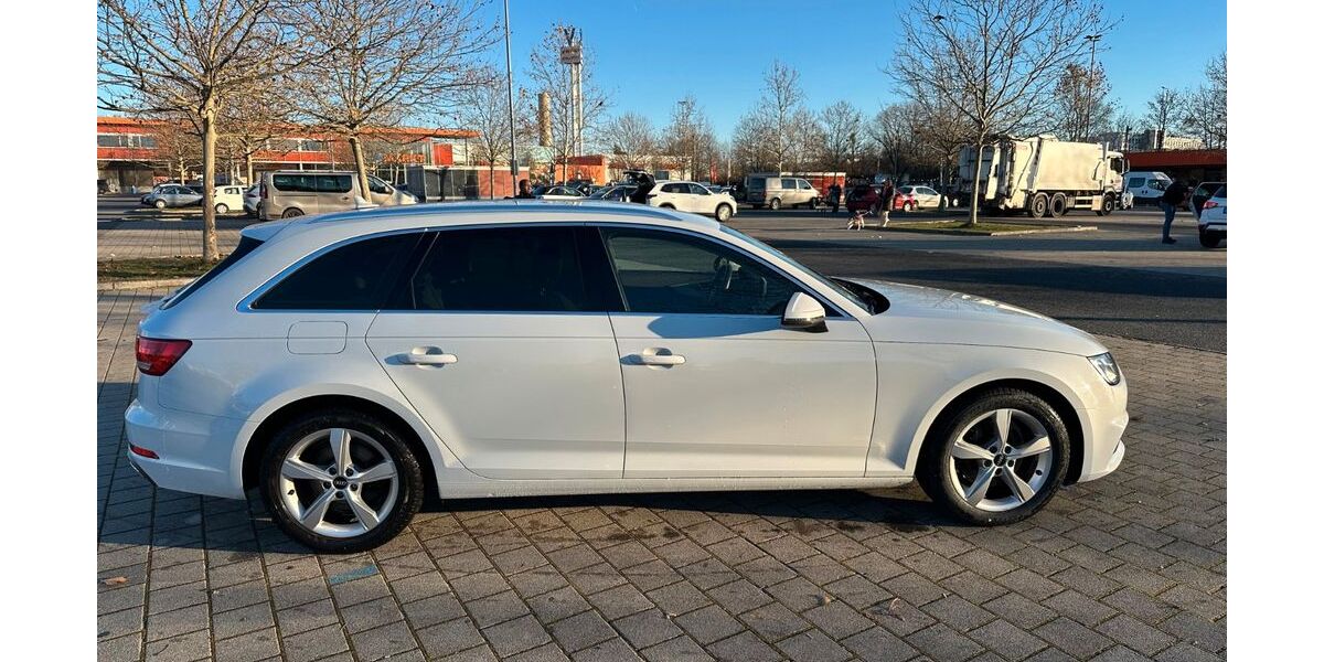 Audi A4 89.000 km 18.500 &euro; München 80807