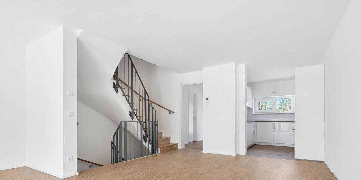 Reihenendhaus Unterföhring - 4 Zimmer, 137 m&sup2;, 3.923&euro; | Angebot:25214160