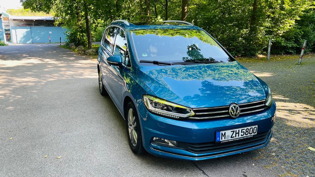 VW Touran 132.000 km 18.250 &euro; München 81373