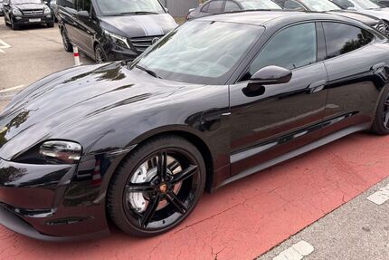 Porsche Taycan 70.000 km 62.900 &euro; München 81243