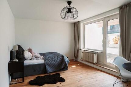 Möblierte Terrassenwohnung in bester Lage - Nähe Rotkreuzplatz 1.5 zimmer