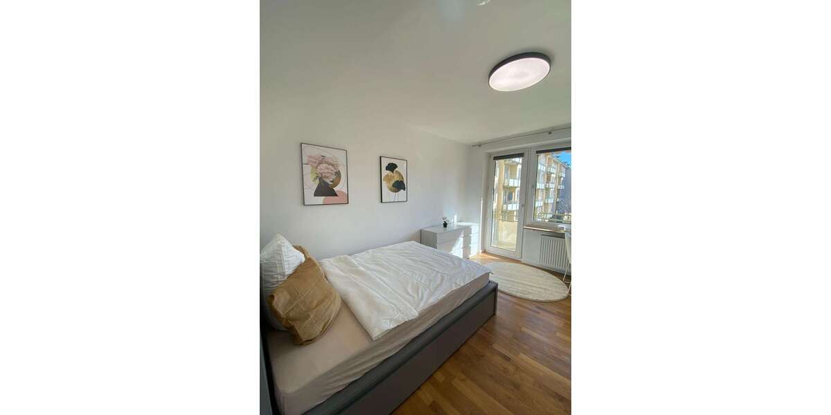 WG-Zimmer in München 890 € 82 m² zimmer