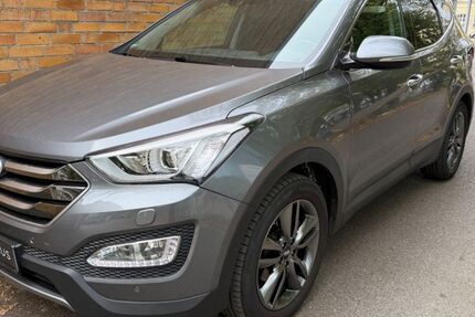 Hyundai SANTA FE 112.600 km 14.999 &euro; München 80636