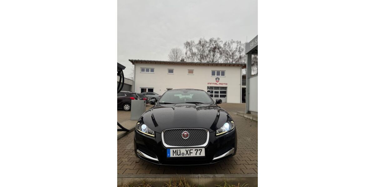 Jaguar XF 198.000 km 10.300 &euro; München 80939