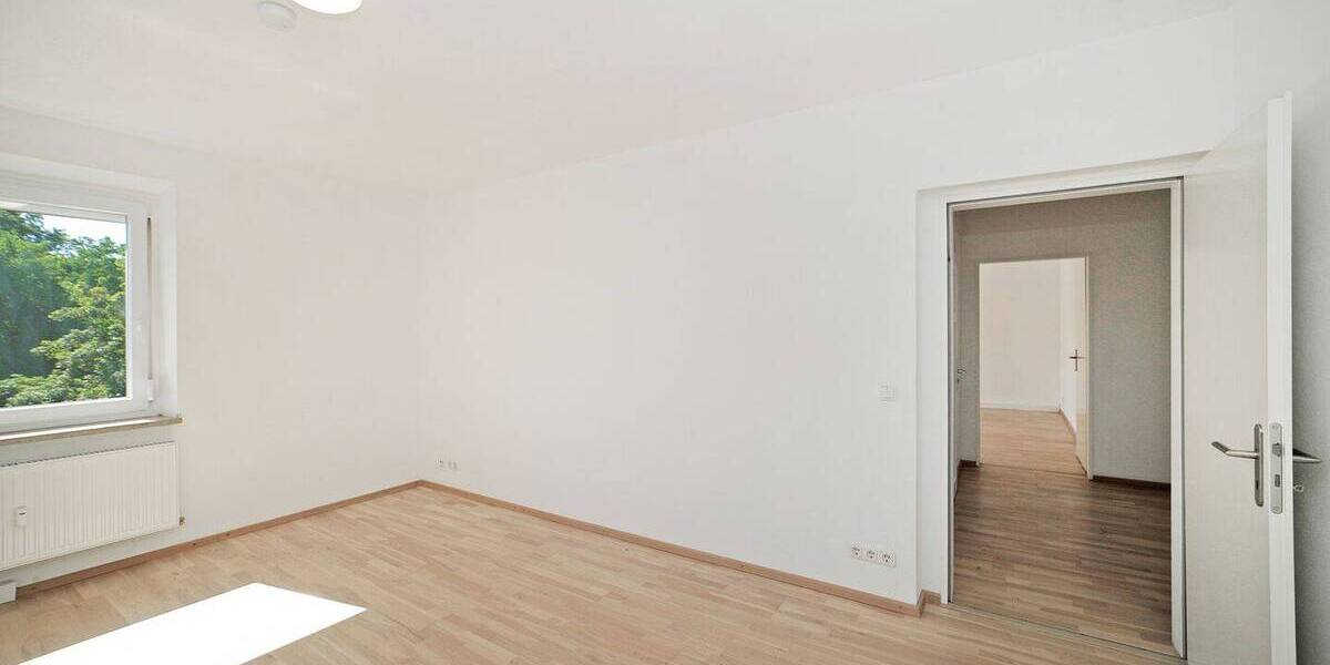 Etagenwohnung München Moosach - 3 Zimmer, 85 m&sup2;, 600.000&euro; | Angebot:26867036
