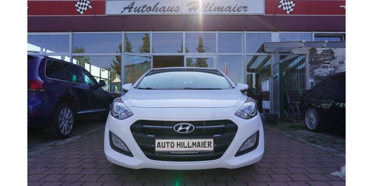 Hyundai i30 151.481 km 6.555 &euro; Fürstenfeldbruck 82256