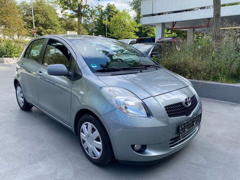 Yaris