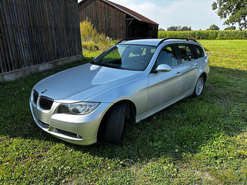 BMW 325 230.592 km 5.500 € Einsbach 85254