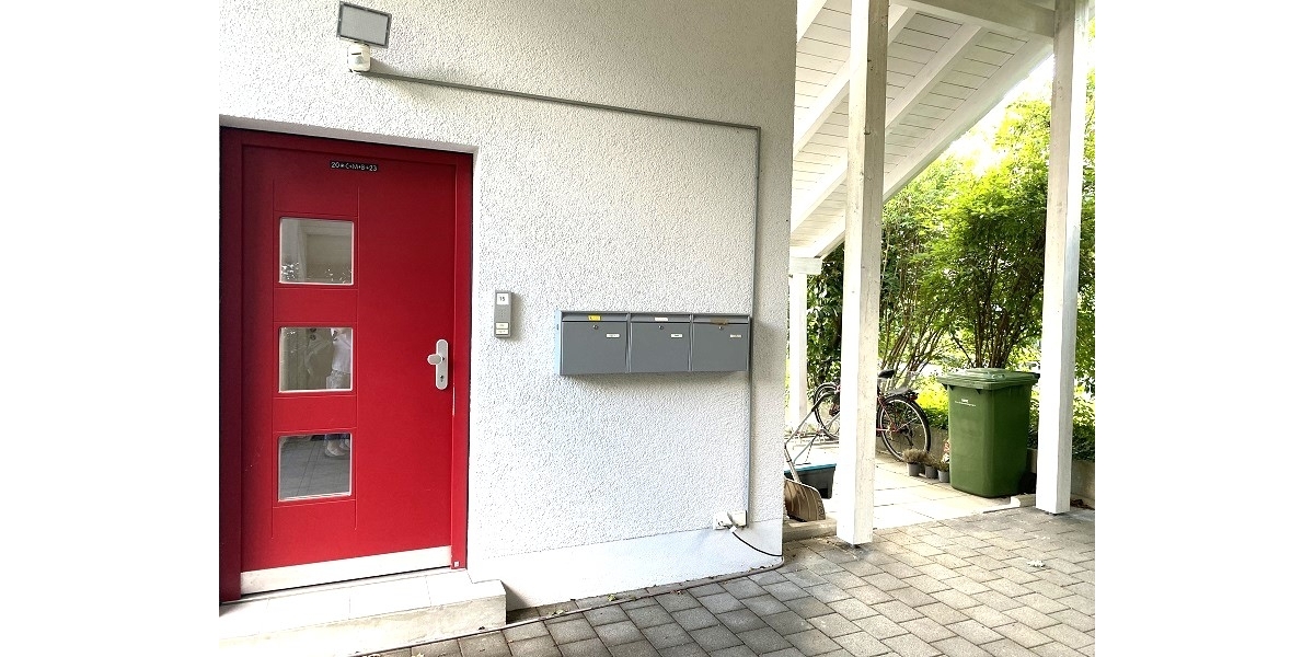 Freistehendes Ein- Zweifamilienhaus auf sonnigem Gartengrundstück mit viel Potenzial in Ottobrunn - Zweifamilienhaus Ottobrunn | Angebot:27196833