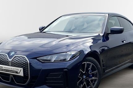 BMW i4 23.737 km 49.690 &euro; Germering 82110