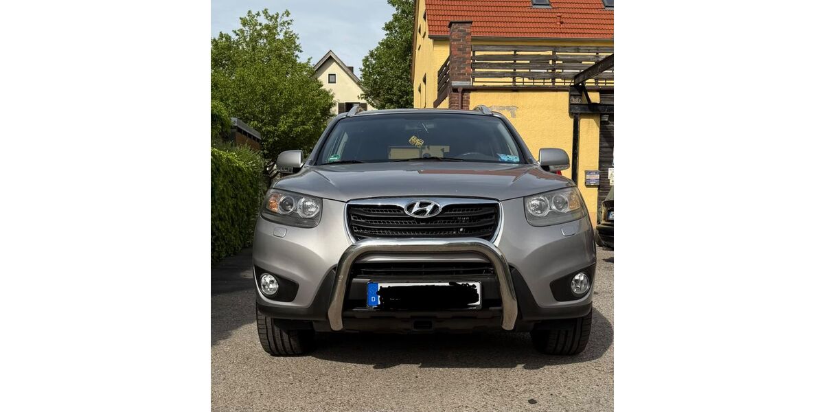 Hyundai SANTA FE 220.070 km 7.950 &euro; München 81673