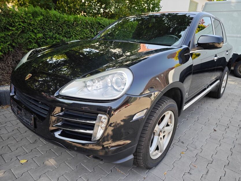 Porsche Cayenne 445.000 km 6.900 € München 81247