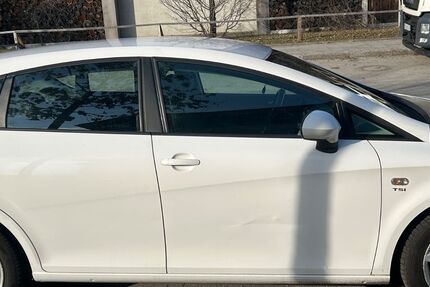 Seat Leon 144.000 km 3.800 &euro; Vaterstetten 85591