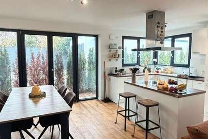 Wohnung Germering Unterpfaffenhofen - 2 Zimmer, 80 m&sup2;, 1.630&euro; | Angebot:25774508