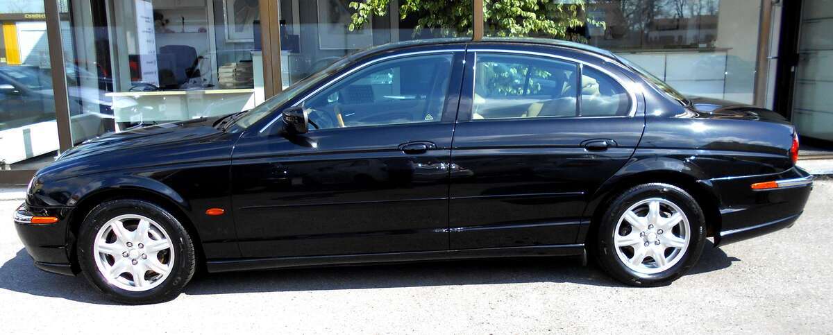 Jaguar S-Type 65.500 km 8.555 € Holzkirchen 83607