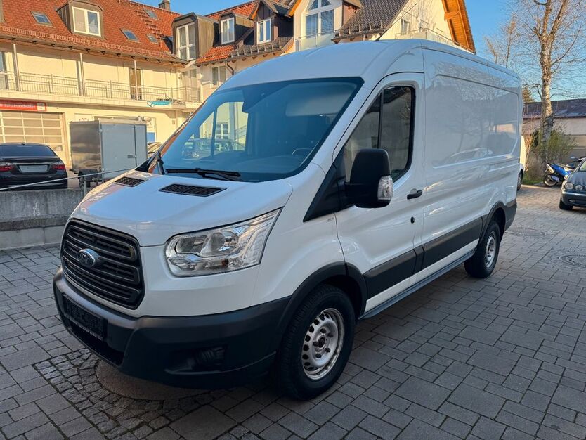 Ford Transit 66.500 km 15.990 € München 80995