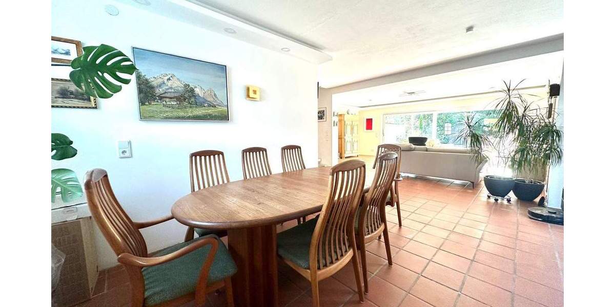 Doppelhaushälfte Grünwald - 6 Zimmer, 180 m&sup2;, 1.970.000&euro; | Angebot:25775680