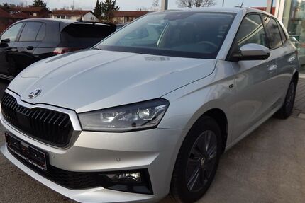 Skoda Fabia 9.360 km 20.160 &euro; Gauting 82131