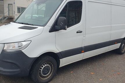 Mercedes-Benz Sprinter 200.000 km 28.900 &euro; München 81825