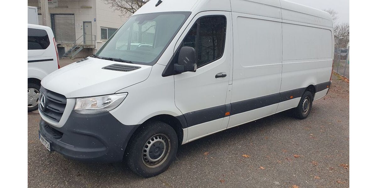 Mercedes-Benz Sprinter 200.000 km 29.900 &euro; München 81825
