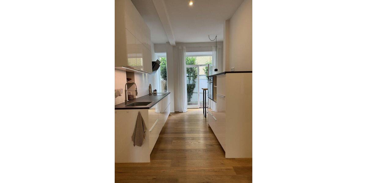 Etagenwohnung München Ludwigsvorstadt-Isarvorstadt - 2 Zimmer, 73 m&sup2;, 2.350&euro; | Angebot:26874096
