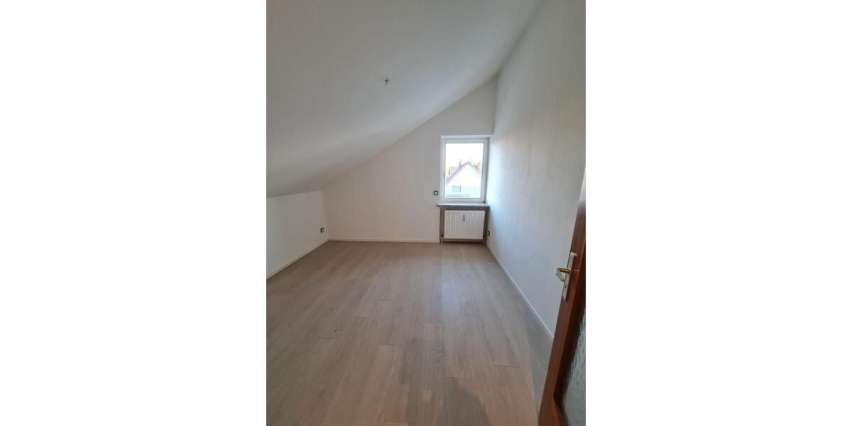 Dachgeschoßwohnung Olching - 2 Zimmer, 41 m&sup2;, 980&euro; | Angebot:26416390