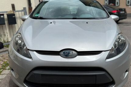 Ford Fiesta 116.385 km 3.200 &euro; München 81479