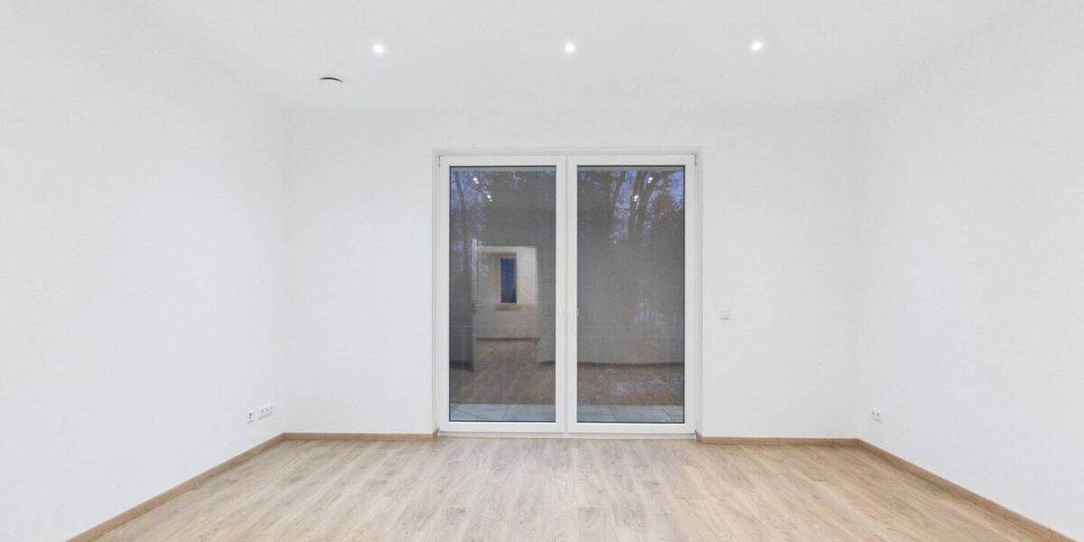 Doppelhaushälfte Moosinning Eichenried - 8 Zimmer, 315 m&sup2;, 3.900&euro; | Angebot:26455180