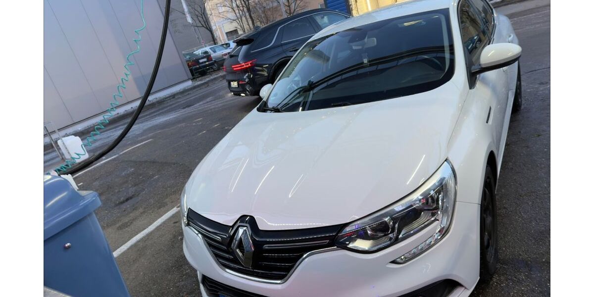 Renault Megane 129.000 km 6.900 &euro; München 81377