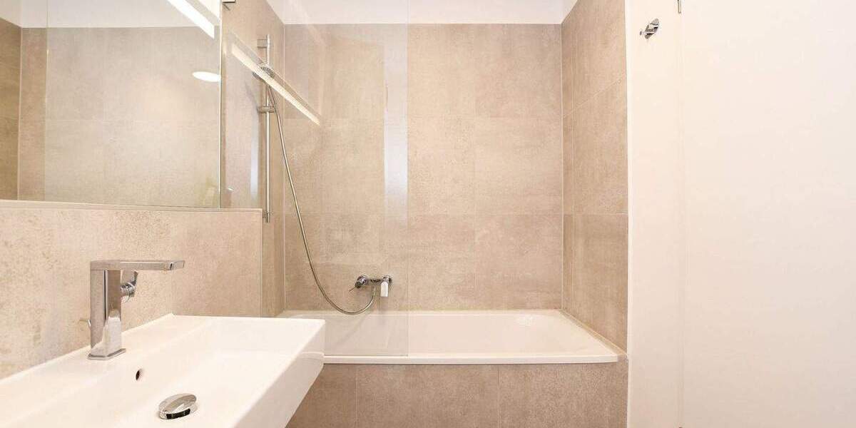 Etagenwohnung München Thalk.Obersendl.-Forsten-Fürstenr.-Solln - 3 Zimmer, 97 m&sup2;, 2.250&euro; | Angebot:25895961