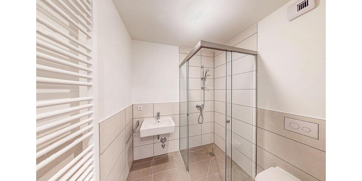 Etagenwohnung München Thalkirchen-Obersendling-Forstenried-Fürstenried-S - 4 Zimmer, 125 m&sup2;, 2.900&euro; | Angebot:24440435