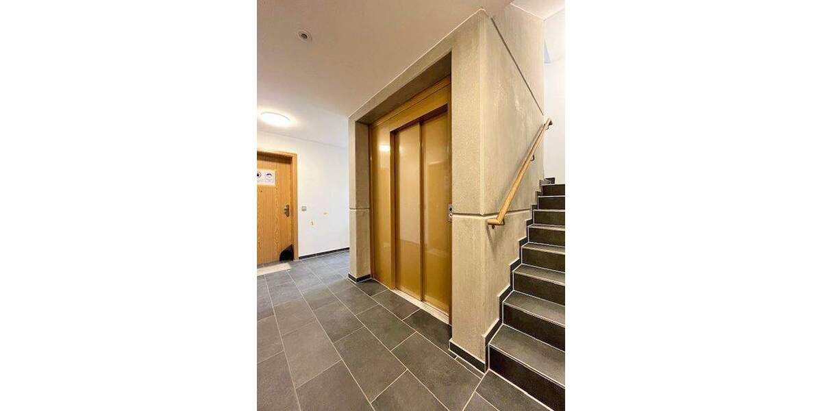 Etagenwohnung Markt Schwaben - 2 Zimmer, 54 m&sup2;, 1.300&euro; | Angebot:25096388